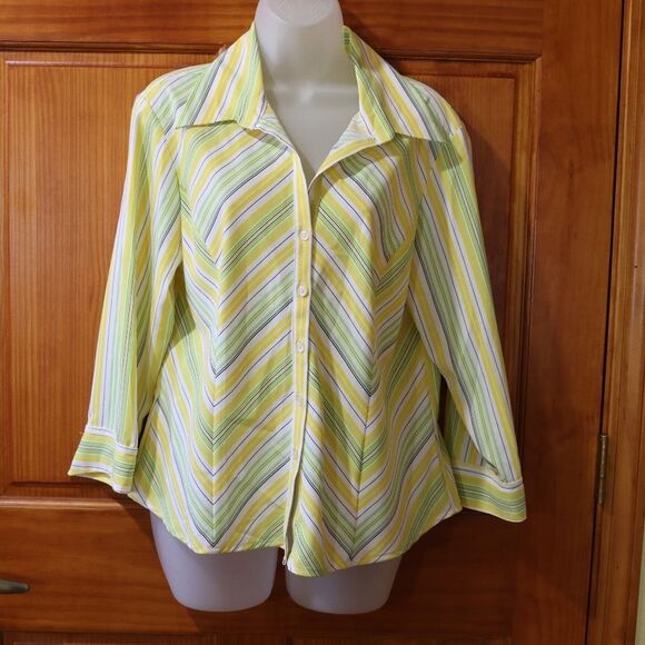 Ninety Vintage Chevron Striped Button-Up Blouse Yellow Green Size LG - Picture 2 of 13